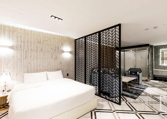 Hotel Air Sky 3*