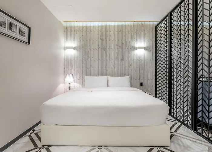 Air Sky Hotel